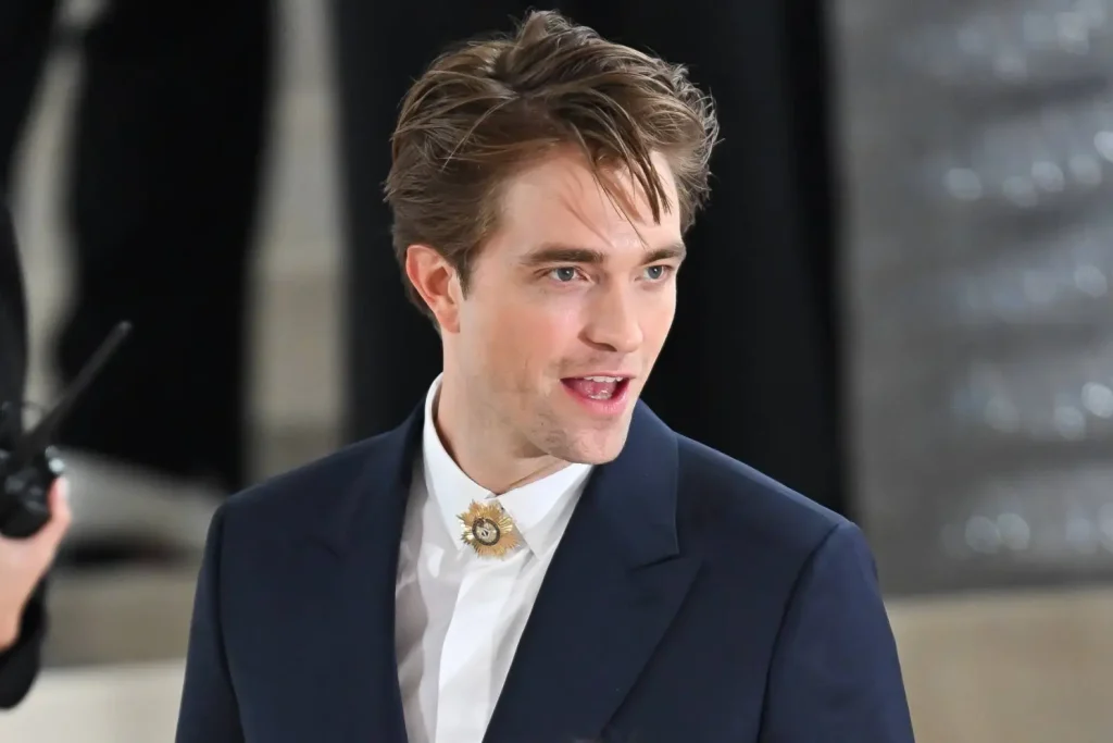 Robert Pattinson: A Comprehensive Biography and Career Overview